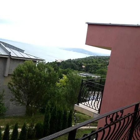 Hotel Enigma 2*